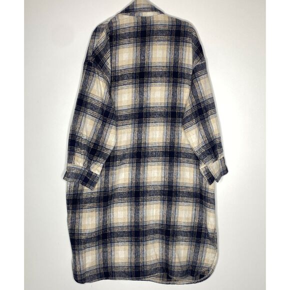 New Fashion Nova Paint The Town Plaid Flannel Jacket Shacket Women's Size Medium - Picture 2 of 9